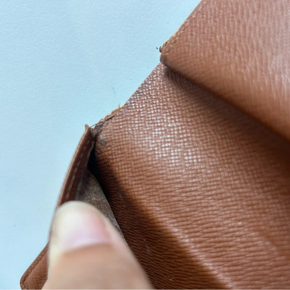 Authentic LV Wallet